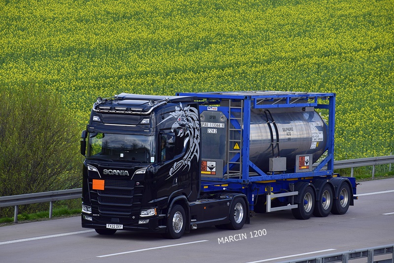 _DSC2146 SCANIA S NG-crop-S660 V8.JPG