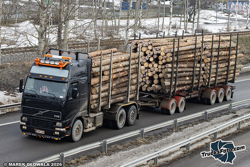 Volvo FH16.jpg