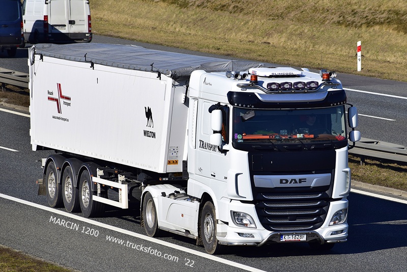 _DSC2501 NOWAK-crop-DAF XF 106 II WIELTON.JPG