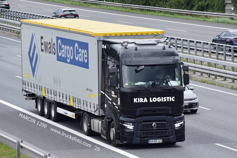 _DSC7917 Kira Logistic-crop-RENAULT RANGE-T EVO.JPG