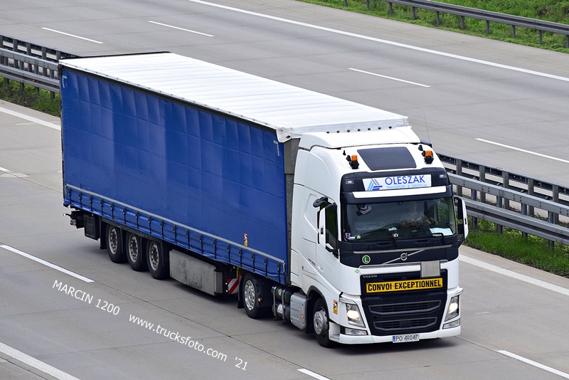 _DSC6252 OLESZAK-crop-VOLVO FH4.JPG