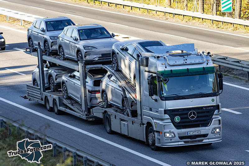 Mercedes-Benz Actros MP2 Byd.jpg