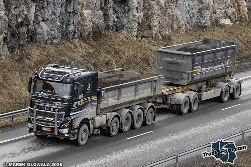 Sisu Polar 625 - Leustun Kaivu.jpg