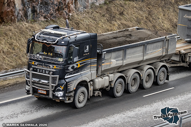 Sisu Polar Rock 625 - Leustun Kaivu.jpg