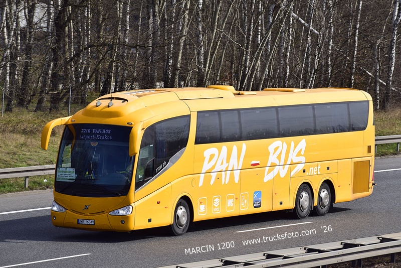 _DSC4242 AUTOBUS IRIZAR-crop-PAN-BUS.JPG