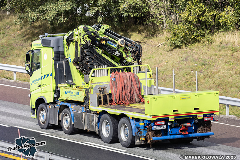 Volvo FH4 Nordic Crane.jpg