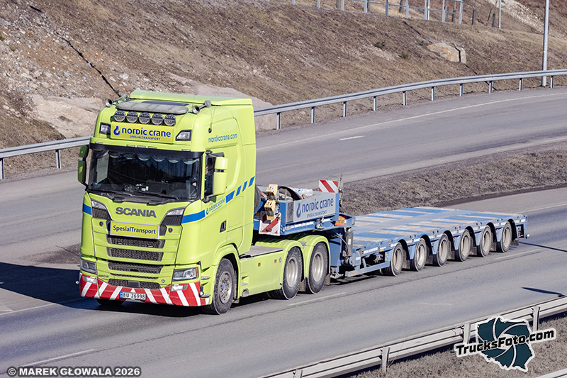 Scania 660S V8 - Nordic Crane.jpg