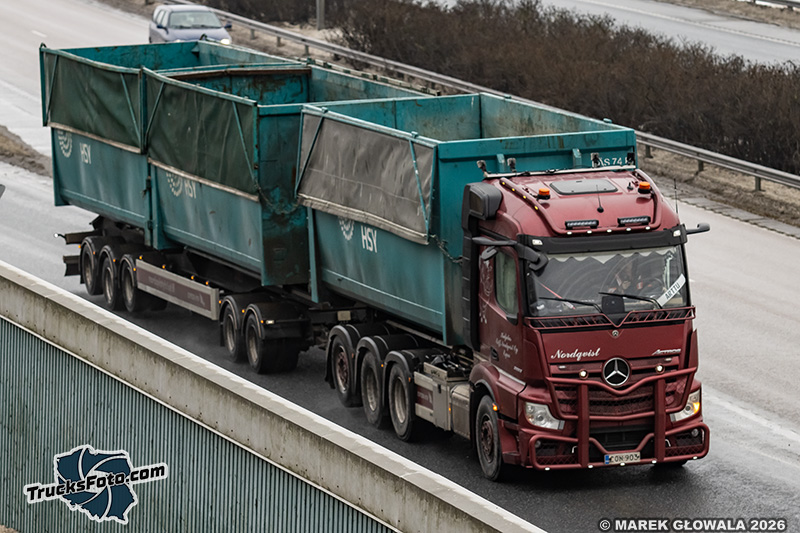 Mercedes-Benz Actros - Nordqvist.jpg