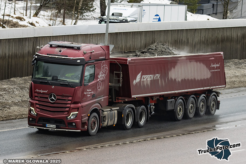 Mercedes-Benz Actros L - Nordqvist.jpg