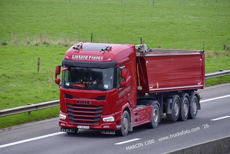 _DSC4596 LIETARD FRERES-crop-DAF XF.JPG