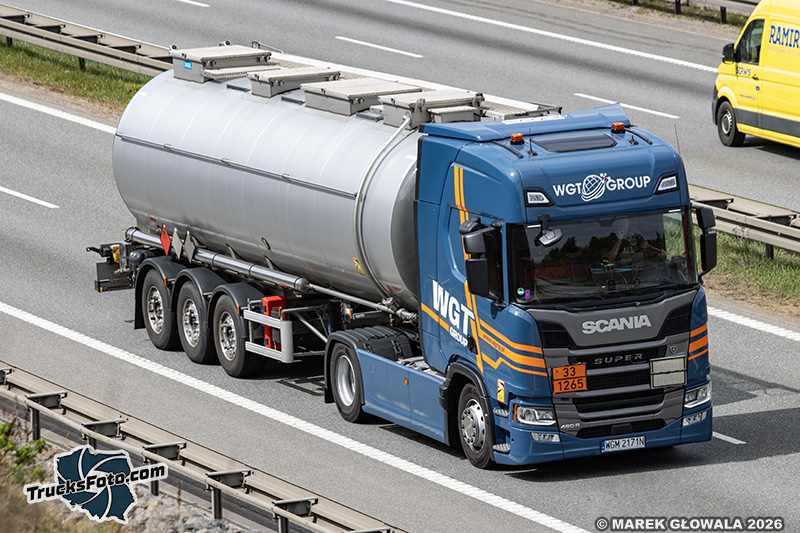 Scania 460R Super WGT Group.jpg