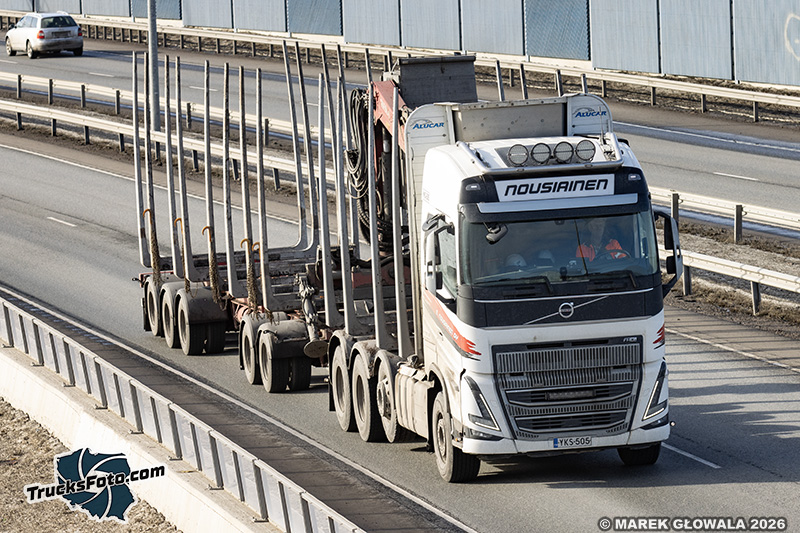 Volvo FH16 - Nousiainen.jpg
