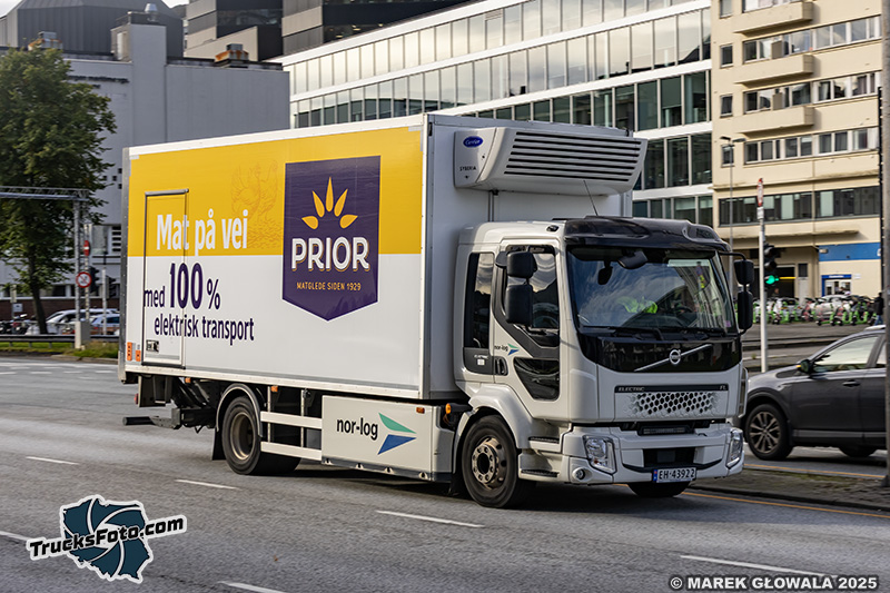 Volvo FL Electric - Nor-Log Prior.jpg
