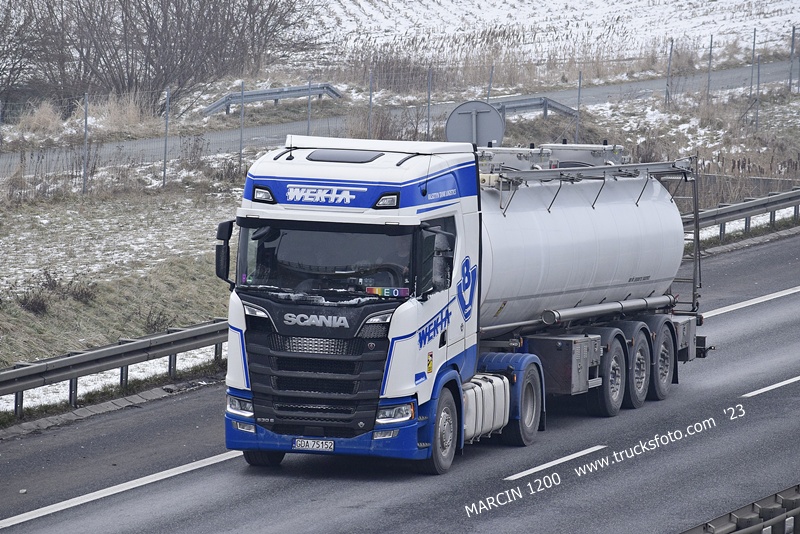 _DSC9534 WEKTA-crop-SCANIA S530 V8.JPG