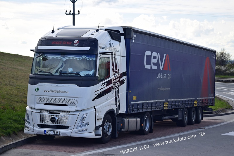 _DSC4454 Kouba Trans-crop-VOLVO FH AERO.JPG