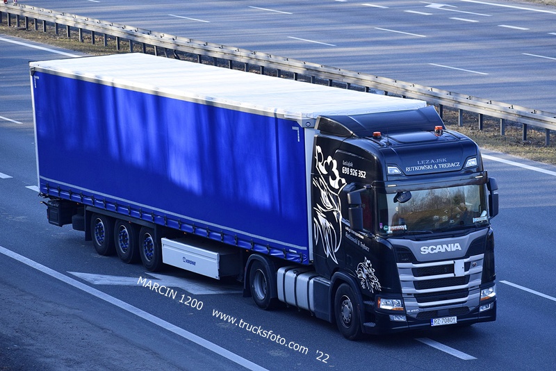 _DSC3217 RUTKOWSKI&TRĘBACZ-crop-SCANIA R NG.JPG