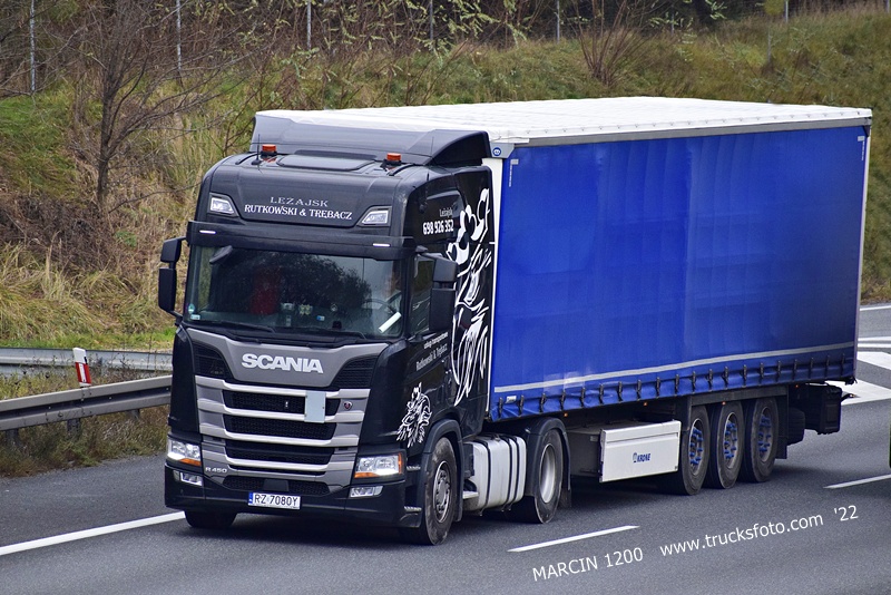 _DSC8852 RUTKOWSKI&TRĘBACZ-crop-SCANIA R NG.JPG