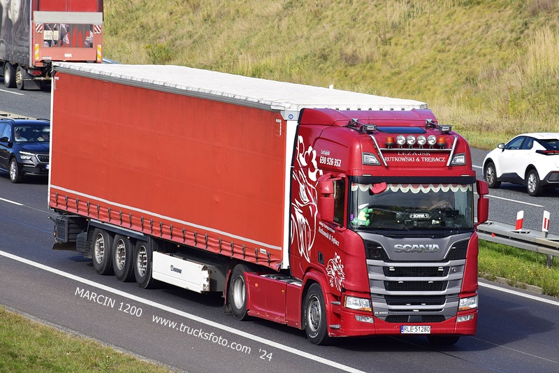 _DSC00011 (2023) RUTKOWSKI&TRĘBACZ-crop-SCANIA R NG.JPG