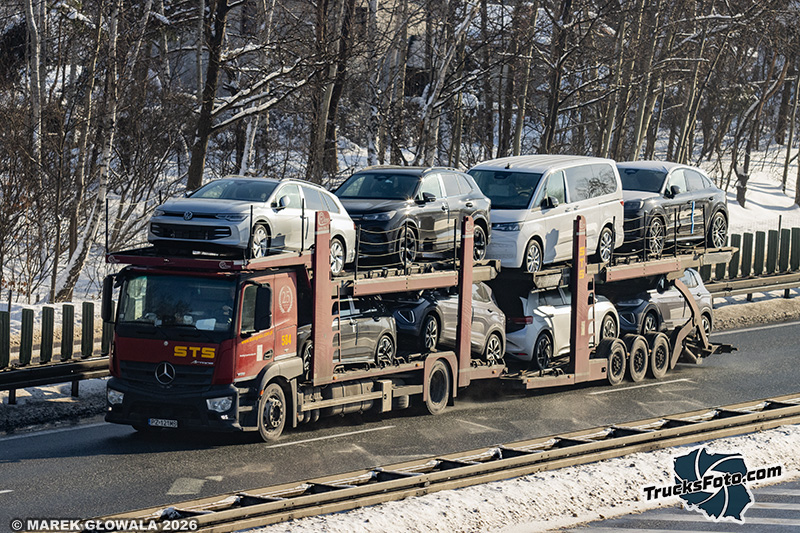 Mercedes-Benz Actros - STS 584.jpg