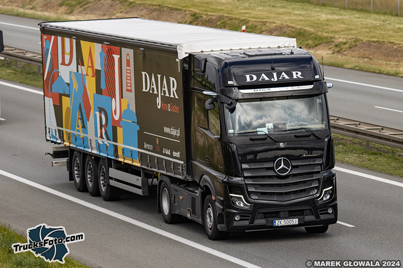 Mercedes-Benz Actros L - Dajar.jpg
