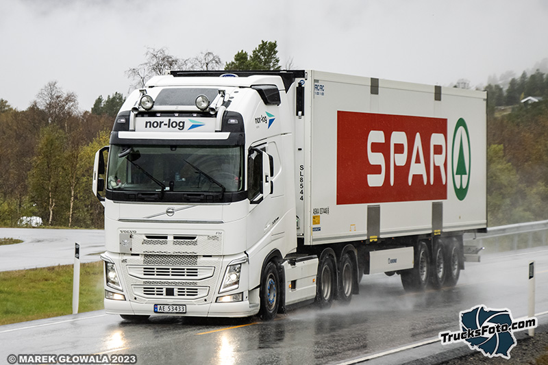 Volvo FH4 - Nor-Log.jpg