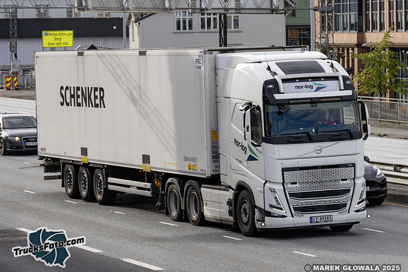 Volvo FH5 - Nor-Log.jpg