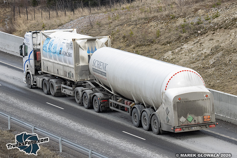 Scania R660 V8 - Nurmelan Rahti Schenk.jpg