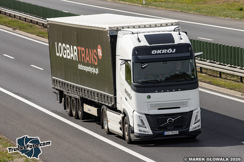 Volvo FH Aero - Okrój Logbar Trans.jpg