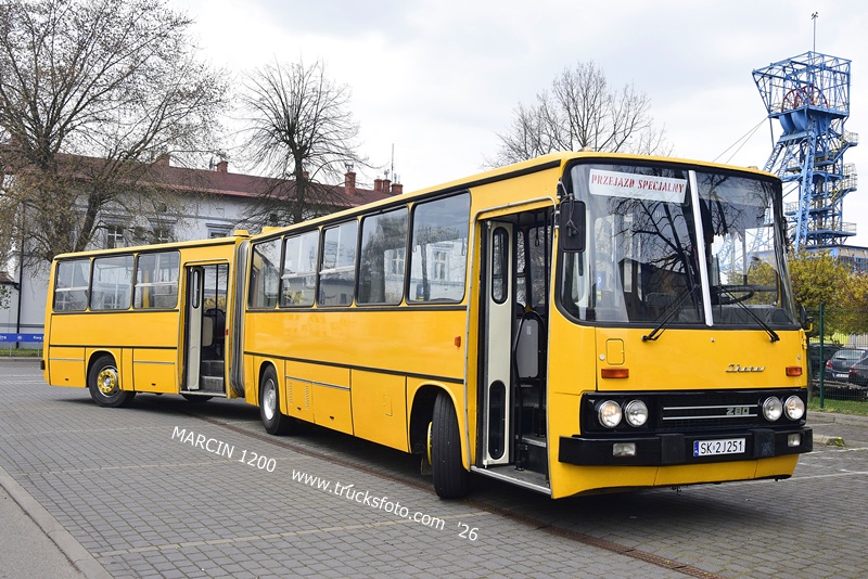 _DSC7280-crop-Ikarus 280.JPG