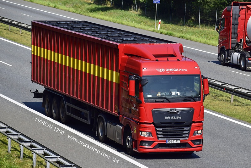 _DSC00011 (1340) OMEGA PILZNO-crop-MAN TGX II.JPG