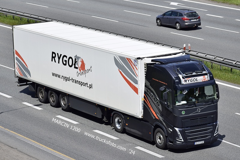 _DSC00011 (537) RYGOŁ-crop-VOLVO FH5.JPG
