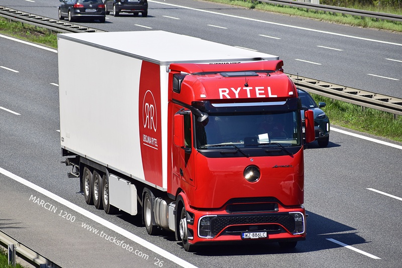 _DSC7889 RYTEL-crop-ActrosL ProCabin.JPG