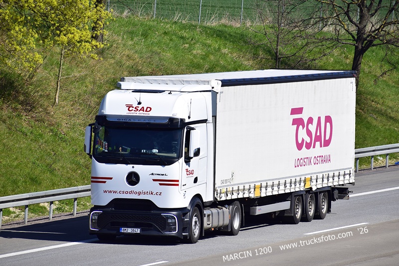 _DSC6941 CSAD LOGISTIK OSTRAVA-crop-ActrosL ProCabin.JPG