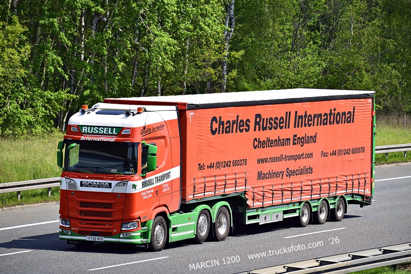 _DSC8007-crop-RUSSELL-SCANIA S660 V8.JPG