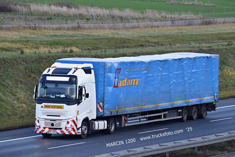 _DSC8277 KADAM-crop-VOLVO FH AERO.JPG