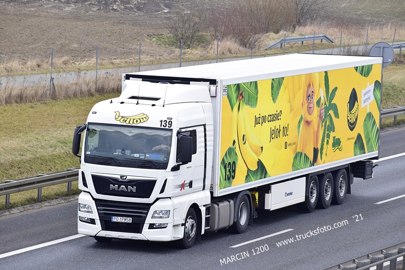 _DSC4578 YELLOW CITRONEX-crop-MAN TGX.JPG