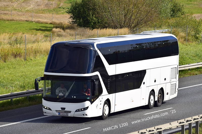 _DSC2335 AUTOBUS NEOPLAN-crop--------.JPG