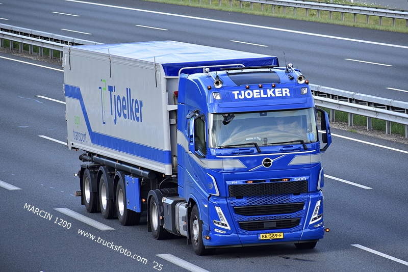 _DSC8099 TJOELKER-crop-VOLVO FH5.JPG