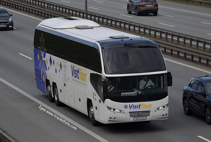 visittour.JPG