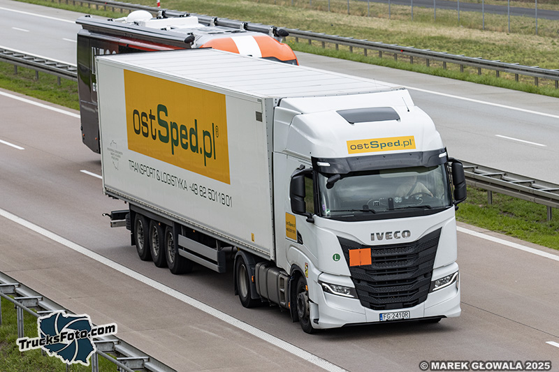 Iveco S-Way - OstSped.jpg