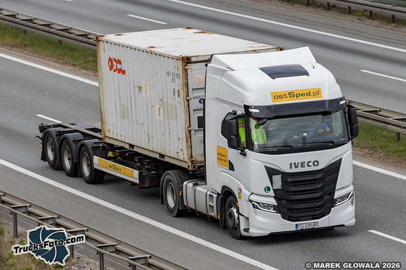 Iveco S-Way OstSped.jpg
