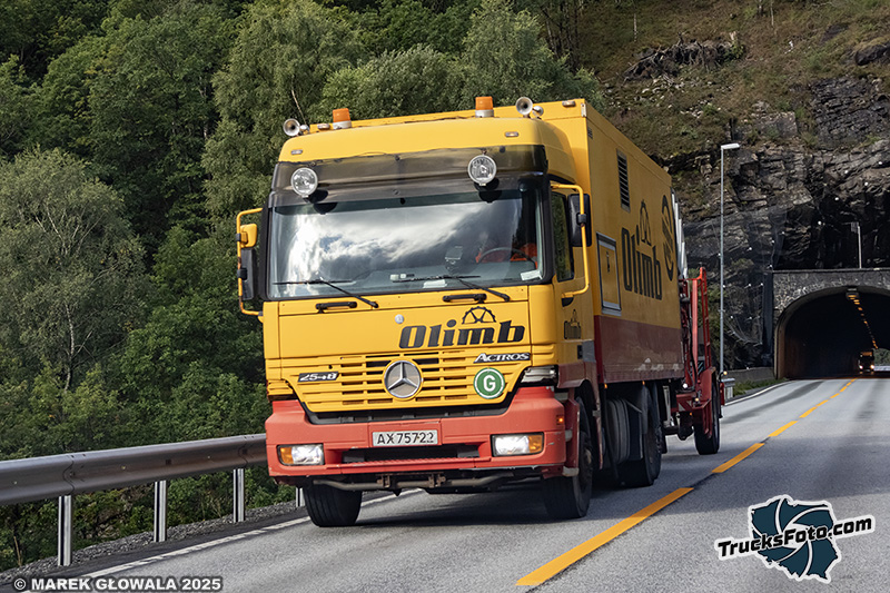 Actros MP1 Olimb.jpg