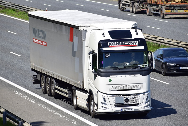 _DSC7878 KONIECZNY-crop-VOLVO FH AERO.JPG