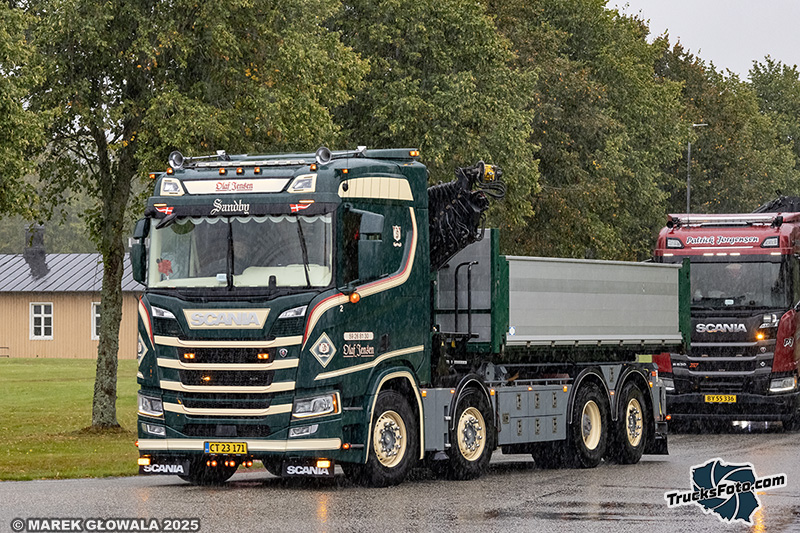 Scania R NG - Olaf Jensen.jpg