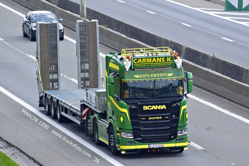 _DSC6239 CARMANS K.-crop-SCANIA R660 V8.JPG