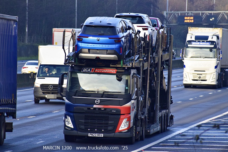 _DSC9484 BCA AUTOMOTIVE-crop-VOLVO FM5.JPG