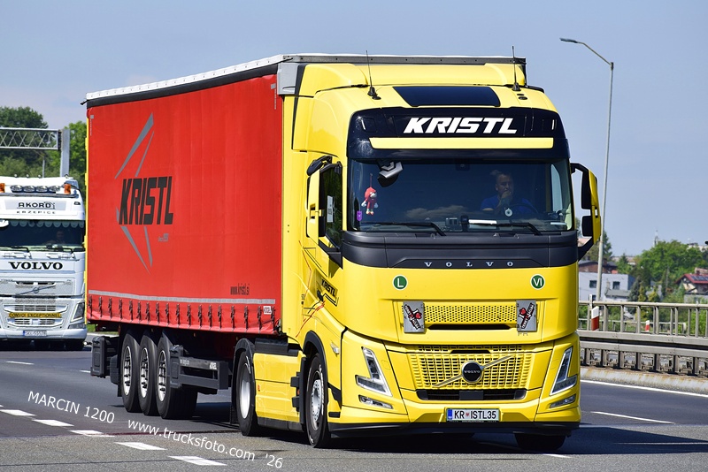_DSC7869 KRISTL-crop-VOLVO FH AERO.JPG