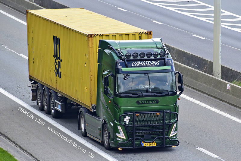 _DSC6152 CAMATRANS-crop-VOLVO FH5.JPG