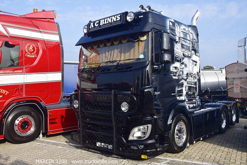 _DSC1310 A C BINNS-crop-DAF XF 106 II.JPG