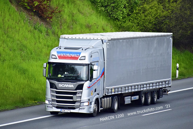 _DSC6493 WIKTOROWICZ-crop-SCANIA R450 NG.JPG